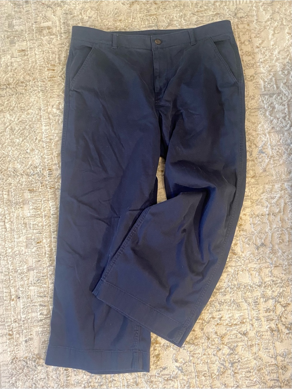 Woman’s Wide Leg Comfort Stretch Low Rise Navy Chino Size 16P